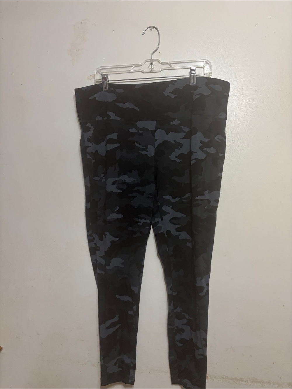 Terra & Sky Black and Charcoal Camouflage Leggings